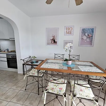 Lejlighed Juma Holidays *